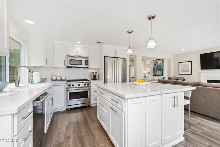 575 Fairfield Rd Simi Valley-16
