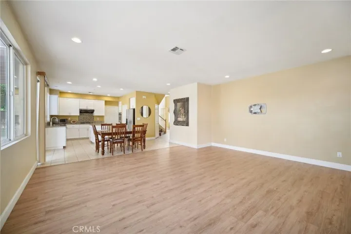 7545 Belmar Avenue, Reseda, California 91335