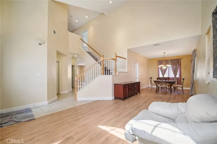 7545 Belmar Avenue, Reseda, California 91335