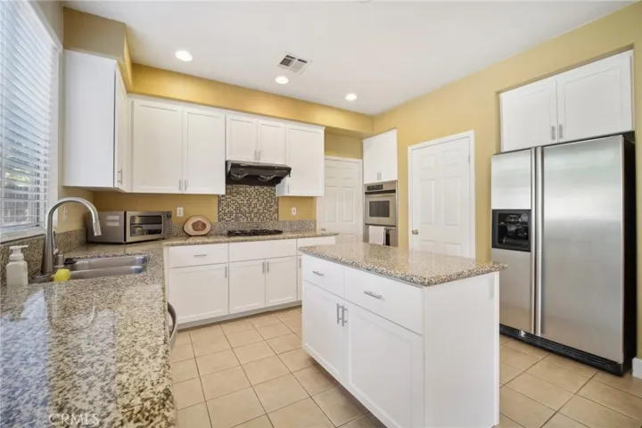 7545 Belmar Avenue, Reseda, California 91335