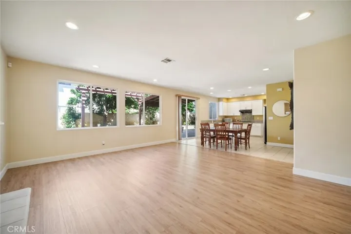 7545 Belmar Avenue, Reseda, California 91335