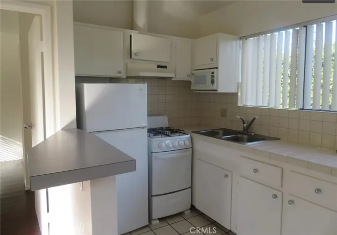 5335 Harmony Avenue, North Hollywood, California 91601