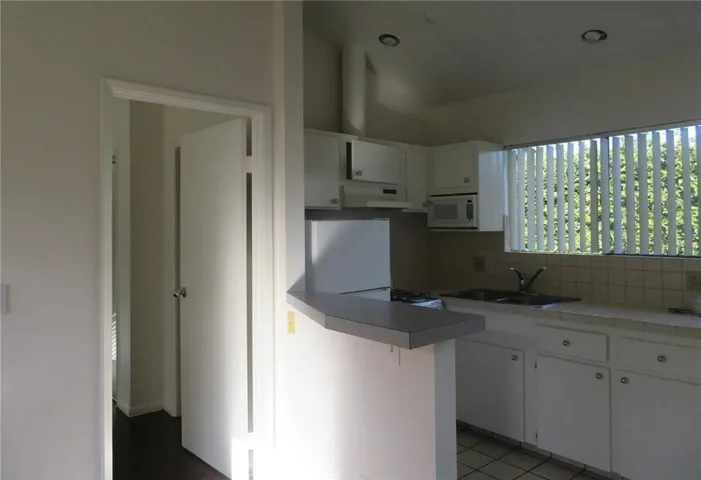 5335 Harmony Avenue, North Hollywood, California 91601