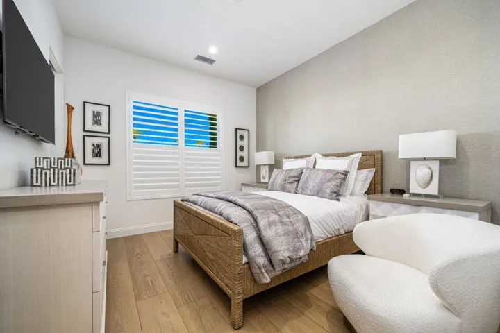 49-web-or-mls-LBPromontory_OPMG_0325_049