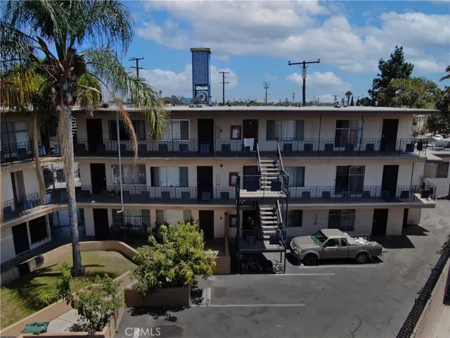 10355 Long Beach Boulevard, Lynwood, California 90262