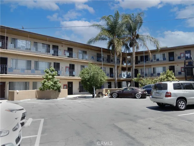 10355 Long Beach Boulevard, Lynwood, California 90262