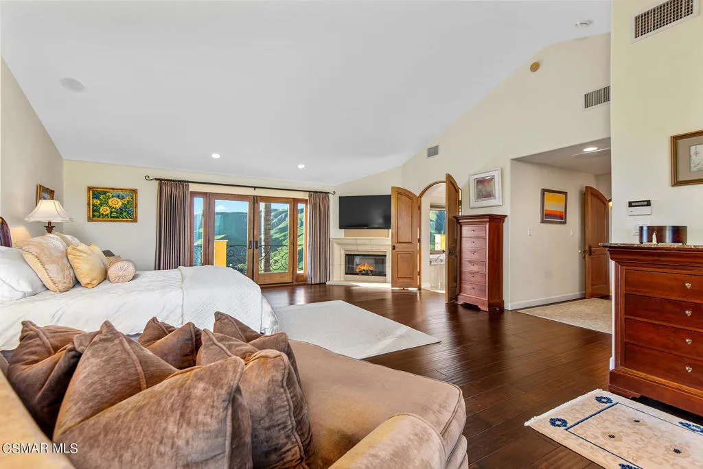 2065 E La Loma Avenue, Somis, California 93066 home-pic-26