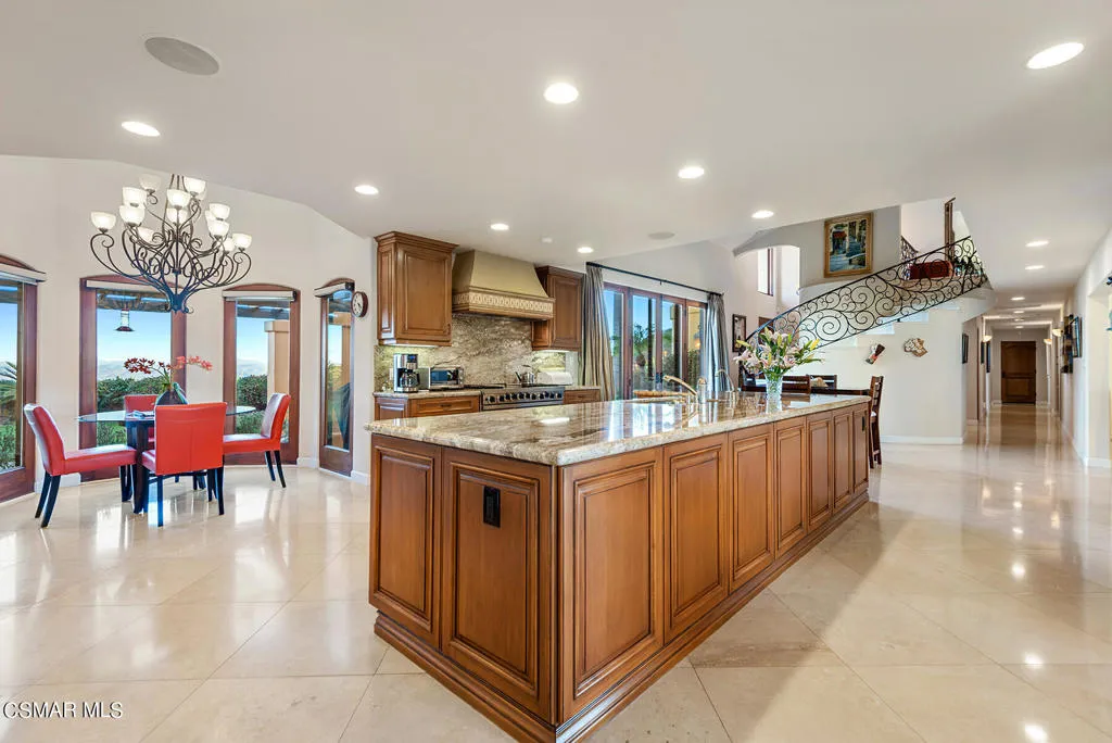 2065 E La Loma Avenue, Somis, California 93066 home-pic-16