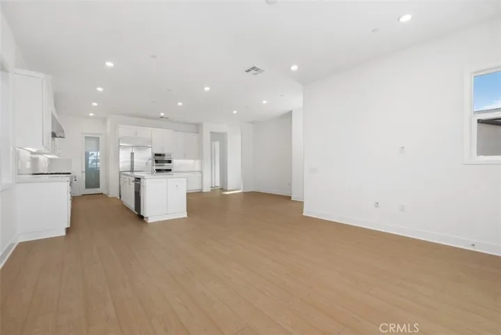 125 Seep, Irvine, California 92618