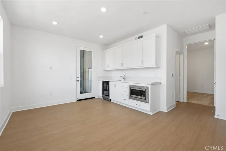 125 Seep, Irvine, California 92618