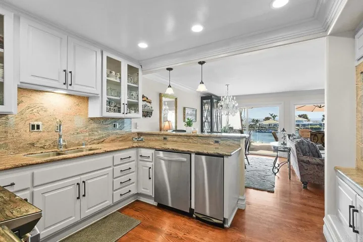 30 Antigua Ct, Coronado, California 92118
