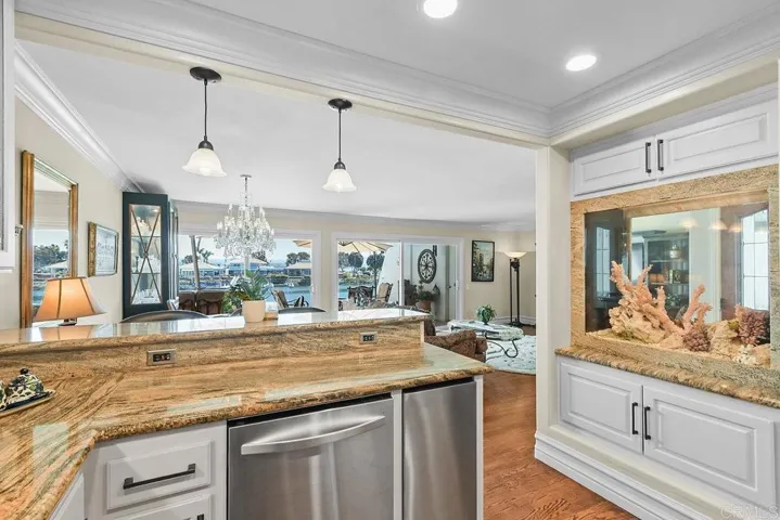 30 Antigua Ct, Coronado, California 92118