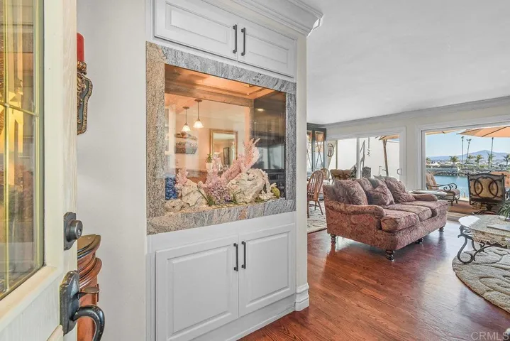 30 Antigua Ct, Coronado, California 92118