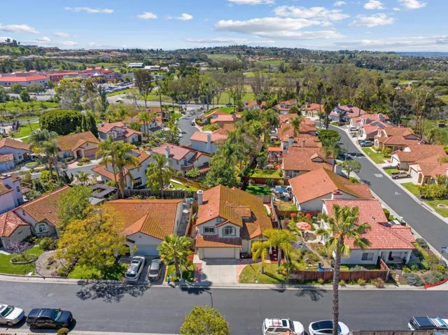 2030 Paseo Cresta, Vista, California 92084