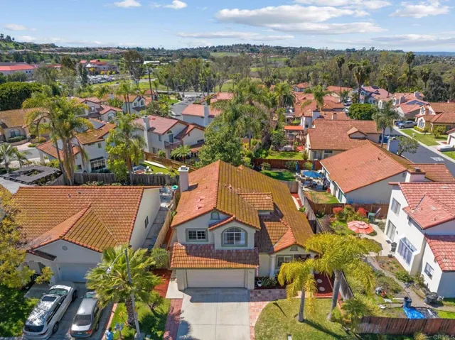 2030 Paseo Cresta, Vista, California 92084