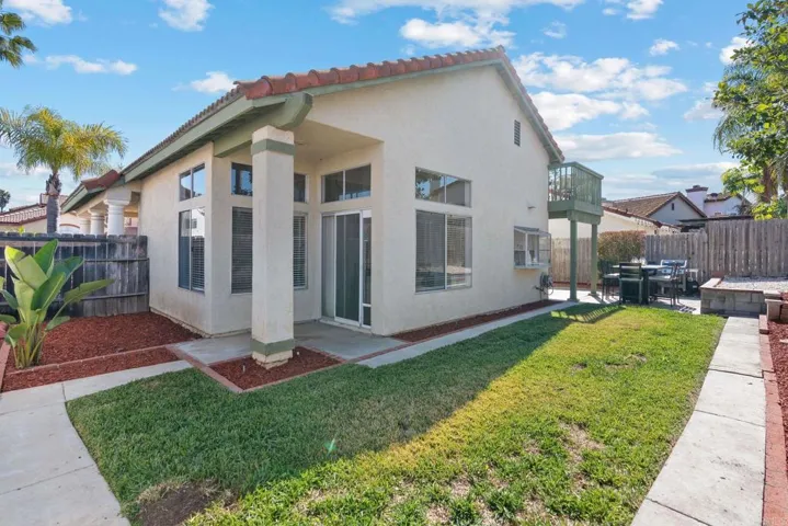 2030 Paseo Cresta, Vista, California 92084