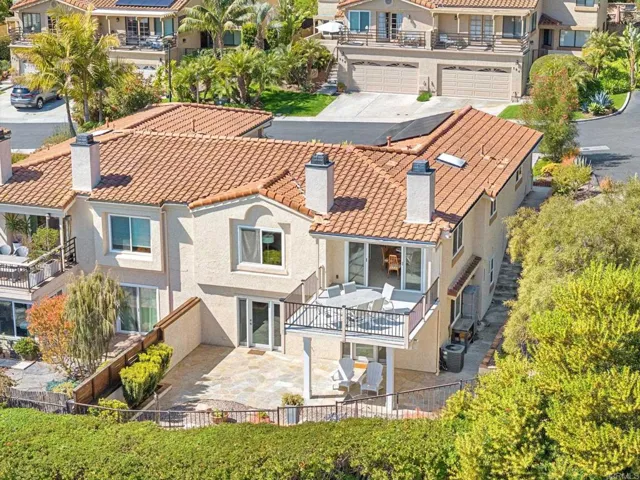 575 Forrest Bluff, Encinitas, California 92024
