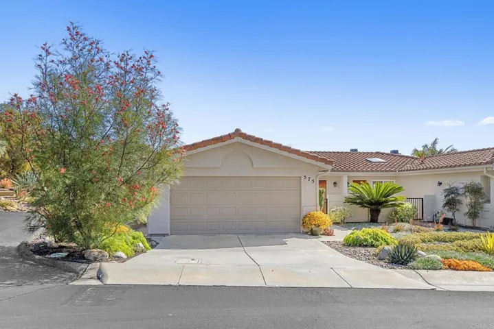 575 Forrest Bluff, Encinitas, California 92024