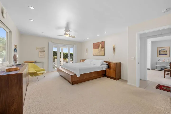 575 Forrest Bluff, Encinitas, California 92024