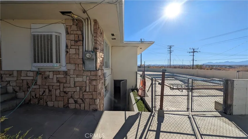 18510 Seneca Road, Apple Valley, California 92307
