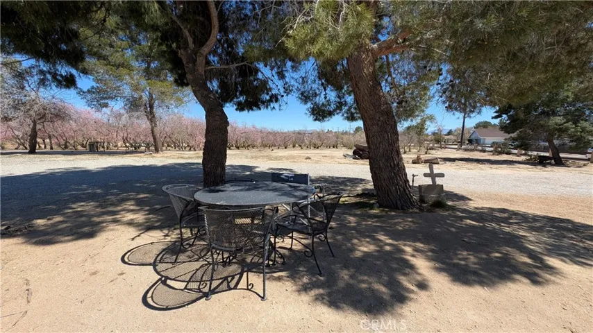 18510 Seneca Road, Apple Valley, California 92307