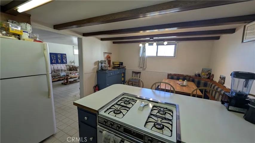 18510 Seneca Road, Apple Valley, California 92307