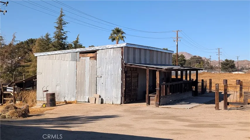 18510 Seneca Road, Apple Valley, California 92307