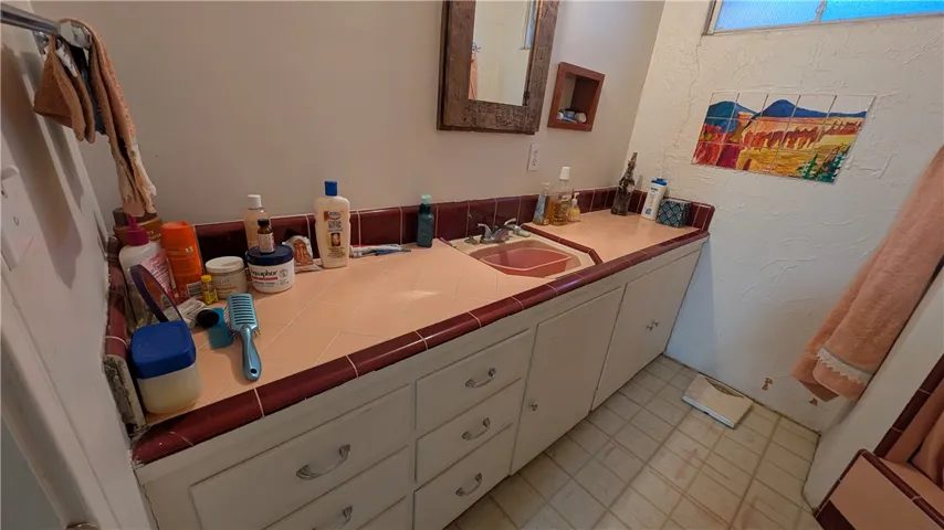 18510 Seneca Road, Apple Valley, California 92307