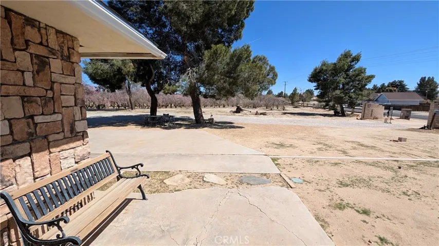 18510 Seneca Road, Apple Valley, California 92307