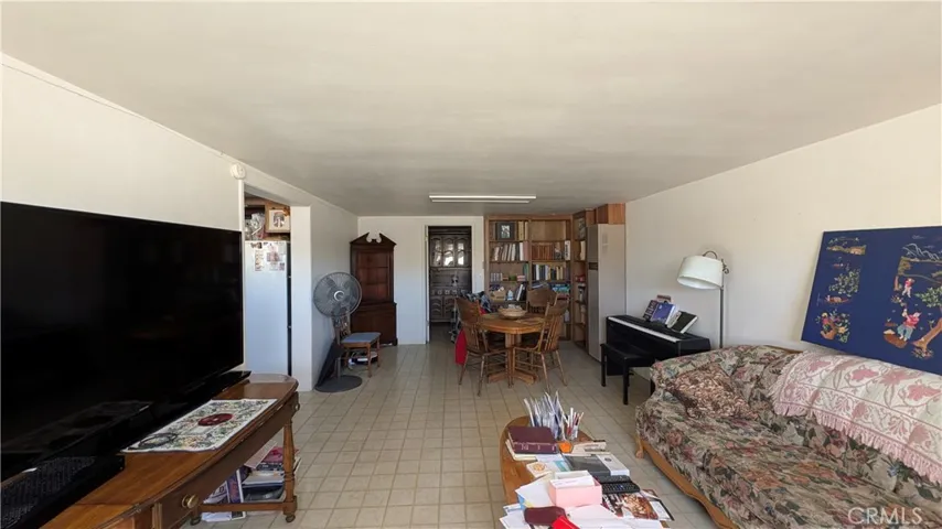 18510 Seneca Road, Apple Valley, California 92307