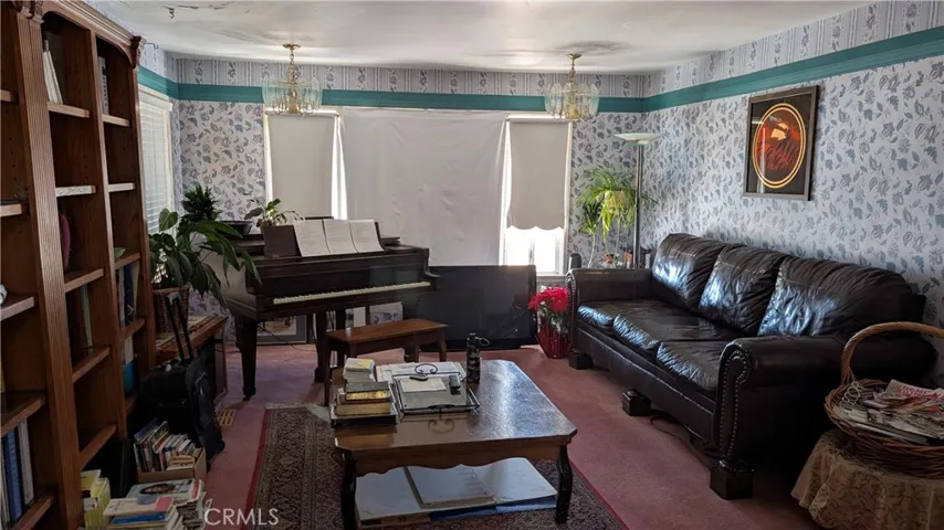 18510 Seneca Road, Apple Valley, California 92307