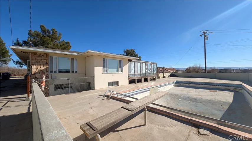18510 Seneca Road, Apple Valley, California 92307