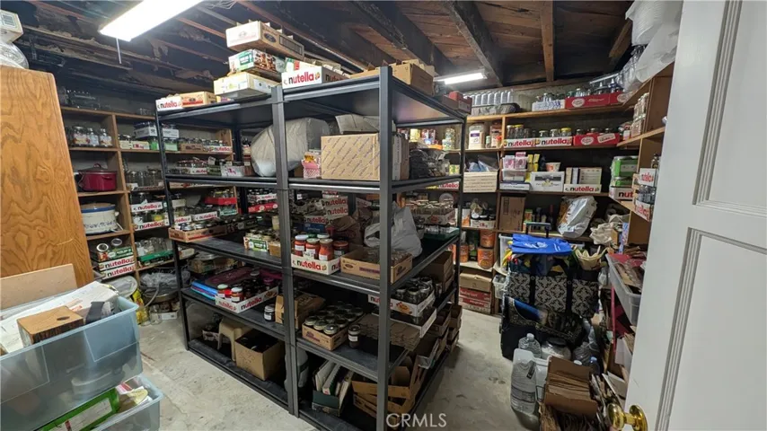 18510 Seneca Road, Apple Valley, California 92307