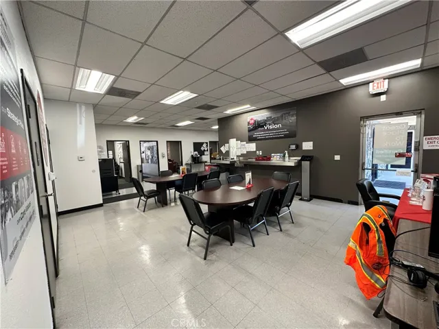 15346 Anacapa Road, Victorville, California 92392