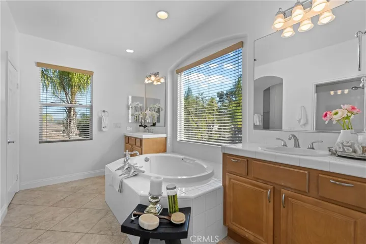 1724 Honors Lane, Corona, California 92883