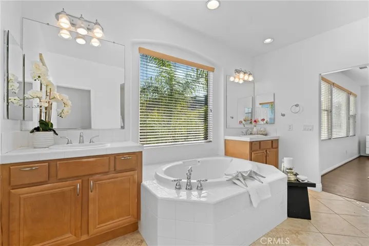 1724 Honors Lane, Corona, California 92883
