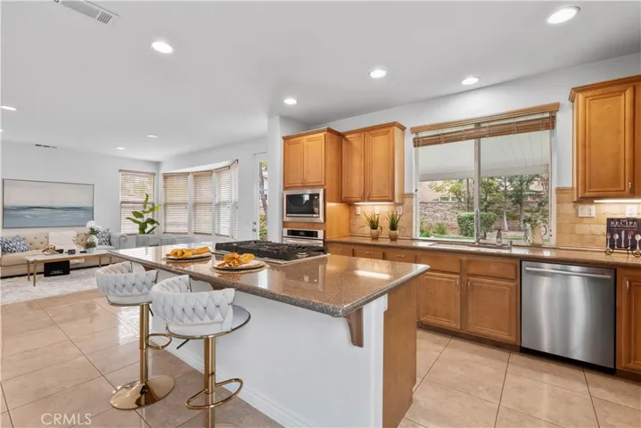 1724 Honors Lane, Corona, California 92883