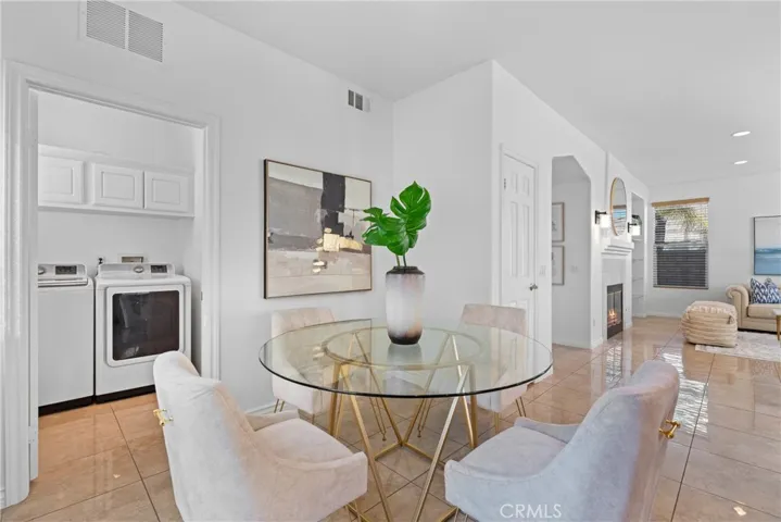 1724 Honors Lane, Corona, California 92883