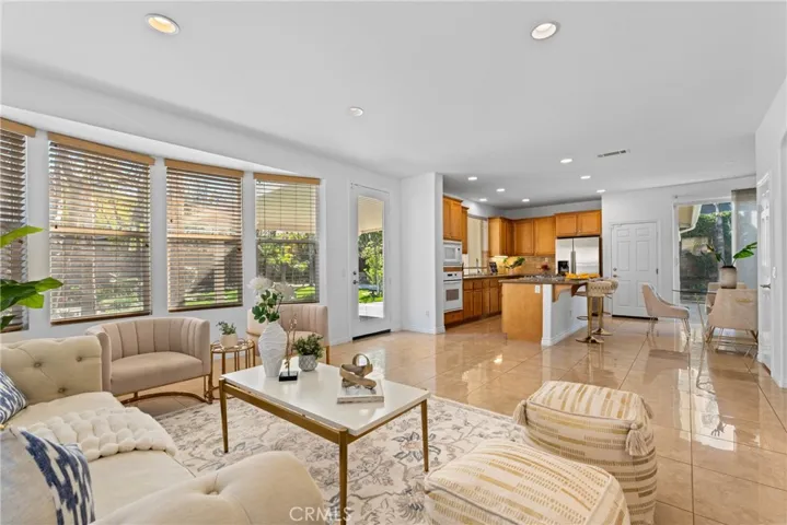 1724 Honors Lane, Corona, California 92883