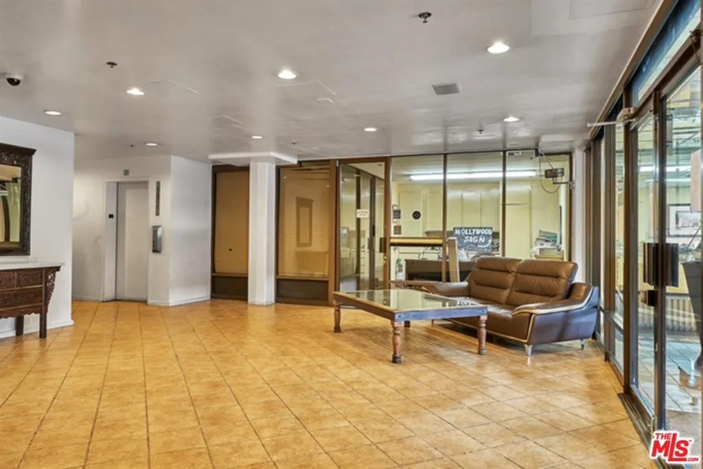 421 S La Fayette Park Place 607, Los Angeles, California 90057 home-pic-21