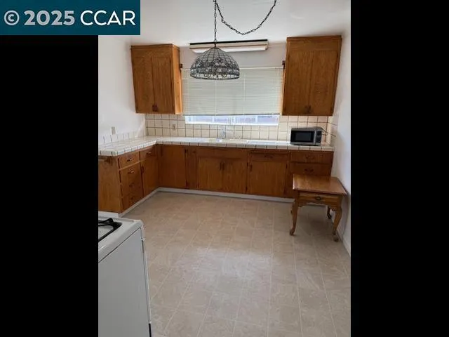 419 43rd, Richmond, California 94805