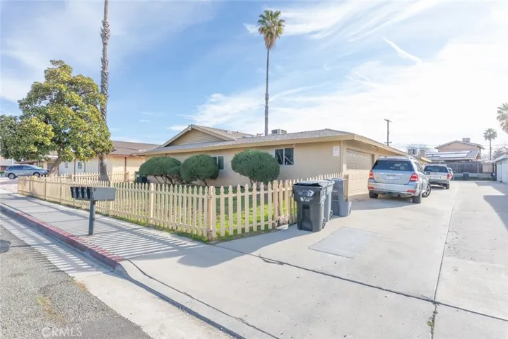 928 Monarch Street, Hemet, California 92543