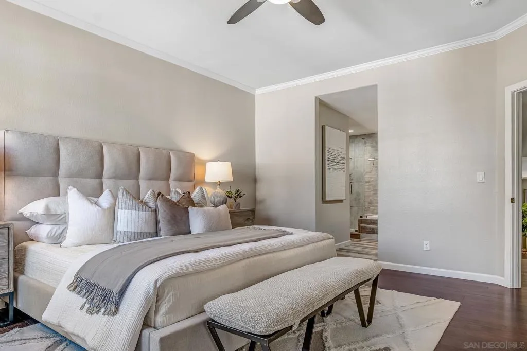 8585 Via Mallorca 1, La Jolla, California 92037 home-pic-23