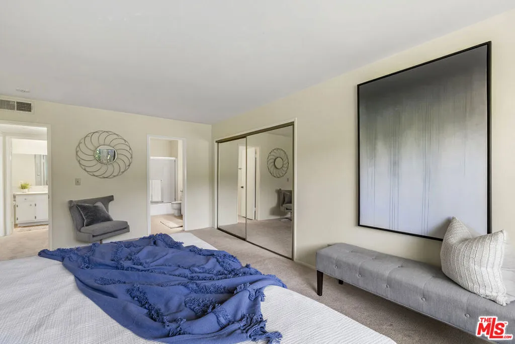 420 S Madison Avenue 204, Pasadena, California 91101 home-pic-11