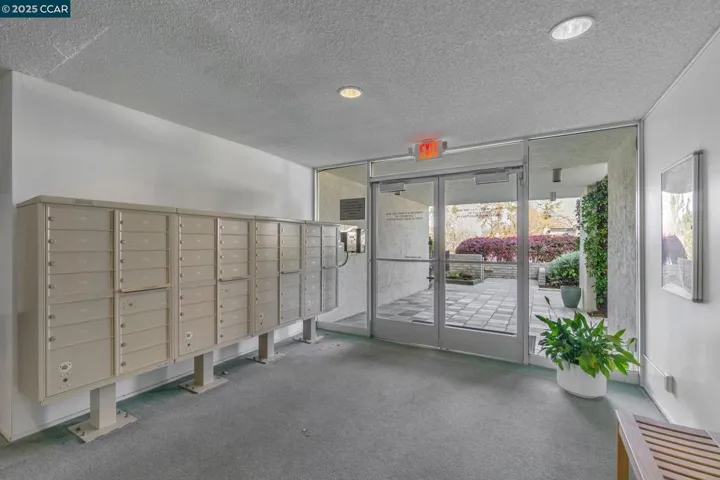 1305 Boulevard Way 314, Walnut Creek, California 94595