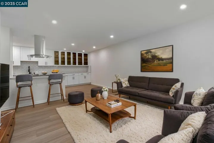1305 Boulevard Way 314, Walnut Creek, California 94595