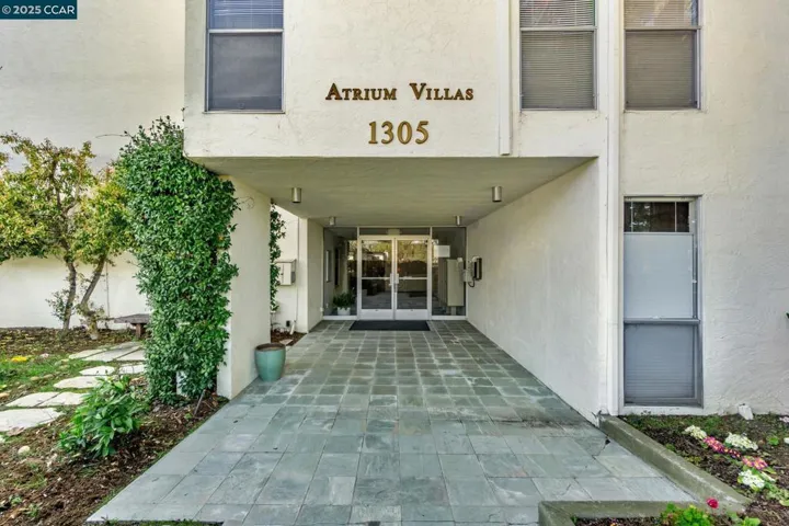 1305 Boulevard Way 314, Walnut Creek, California 94595