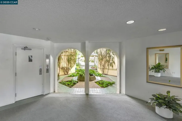 1305 Boulevard Way 314, Walnut Creek, California 94595