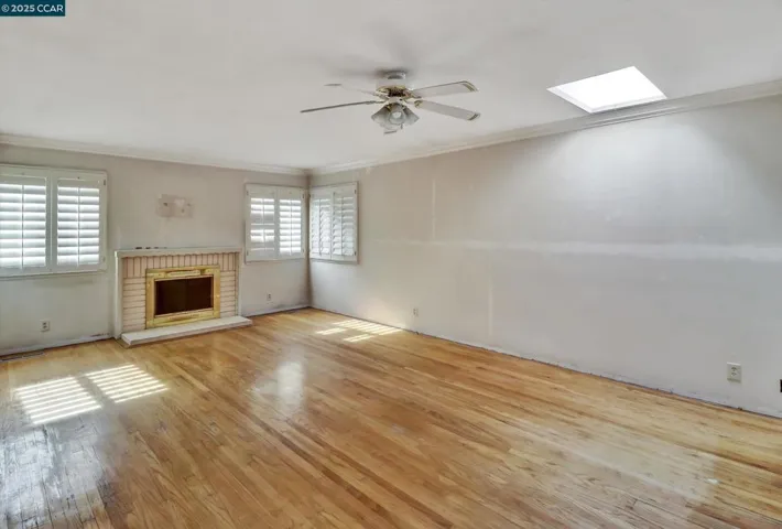 1733 Elmhurst Ln, Concord, California 94521