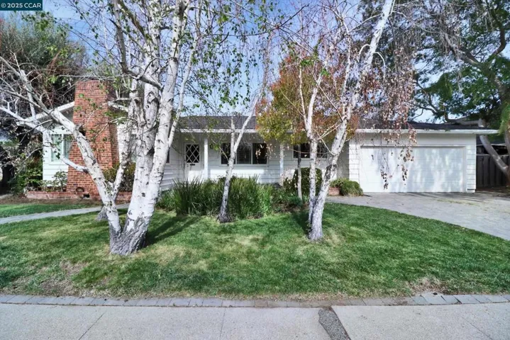 1733 Elmhurst Ln, Concord, California 94521